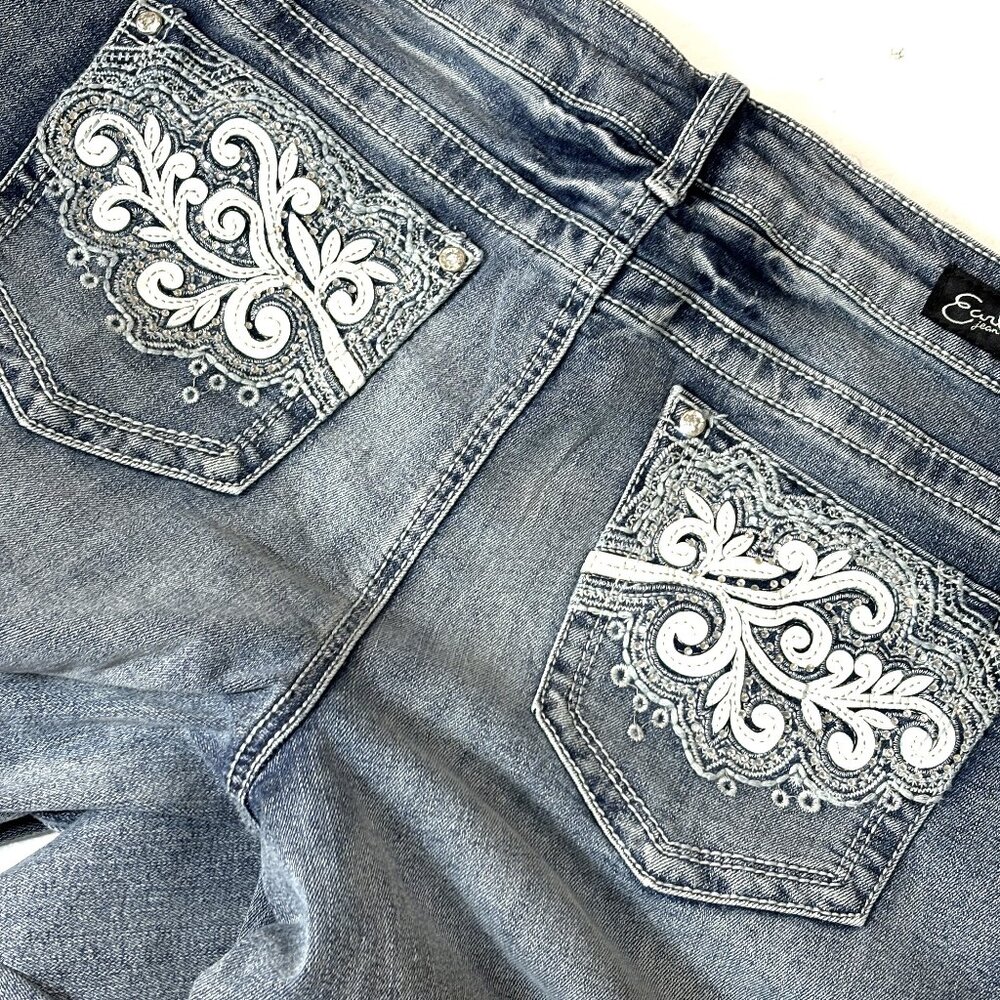 Earl Jeans Hi Rise Embellished Medium Wash EUC Sz 12